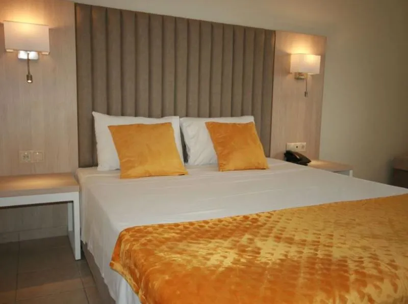 Double or Twin GARDEN VIEW Room, Aristoteles Holiday Resort & Spa, Thessaloniki