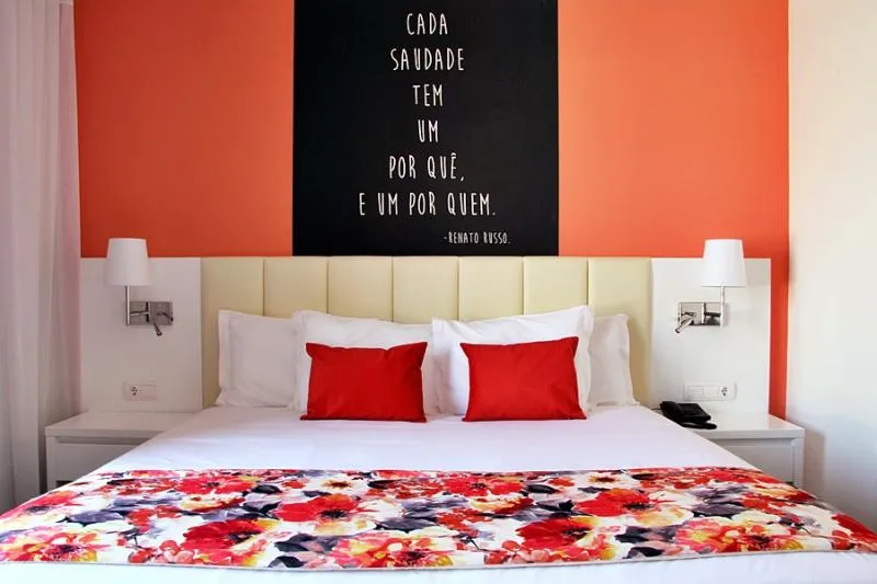 DOUBLE STANDARD Room, Masa Hotel Almirante, Lisbon