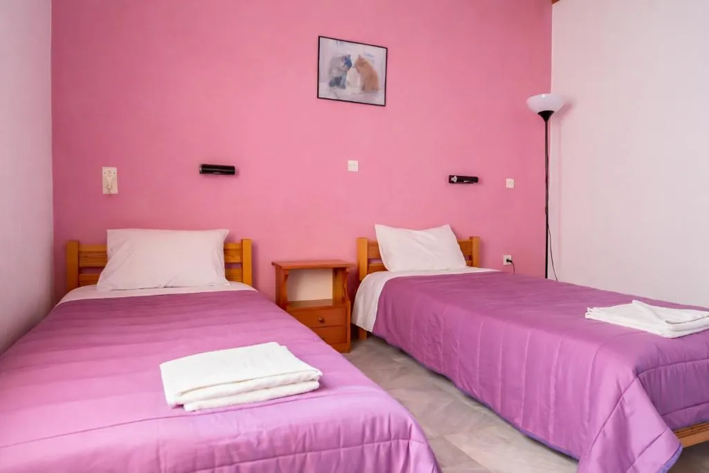 QUADRUPLE BASIC Room, Ionian Breeze Apartments, Corfu