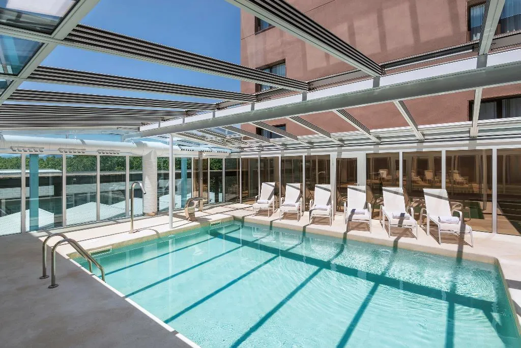 Pool, Salles Hotel Ciutat del Prat Barcelona Airport, Barcelona