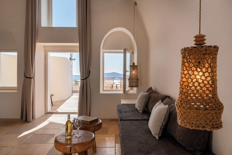 La Maltese Estate, Santorini