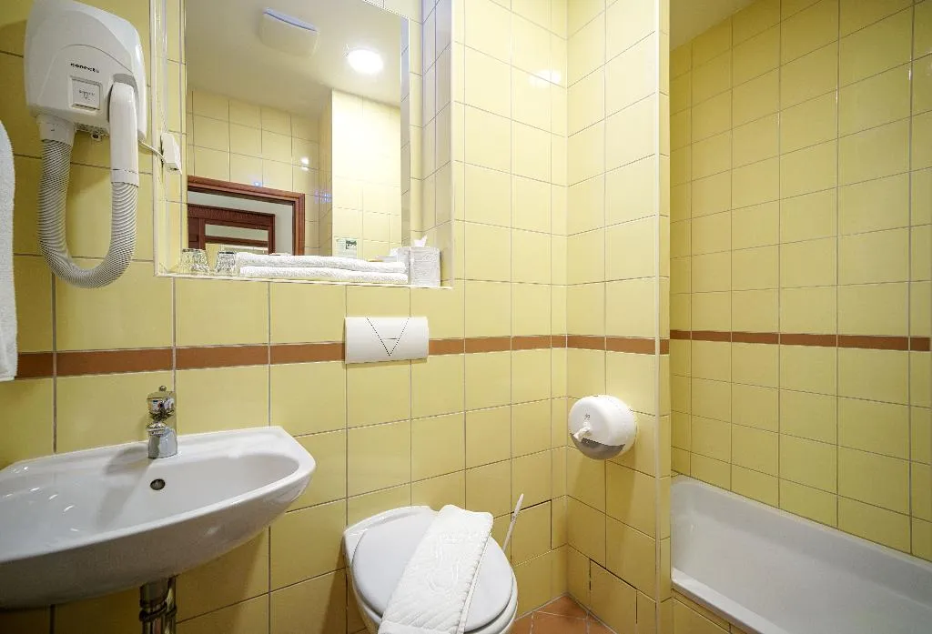 TRIPLE STANDARD Room, Hotel Vrata Krke Sibenik, Split