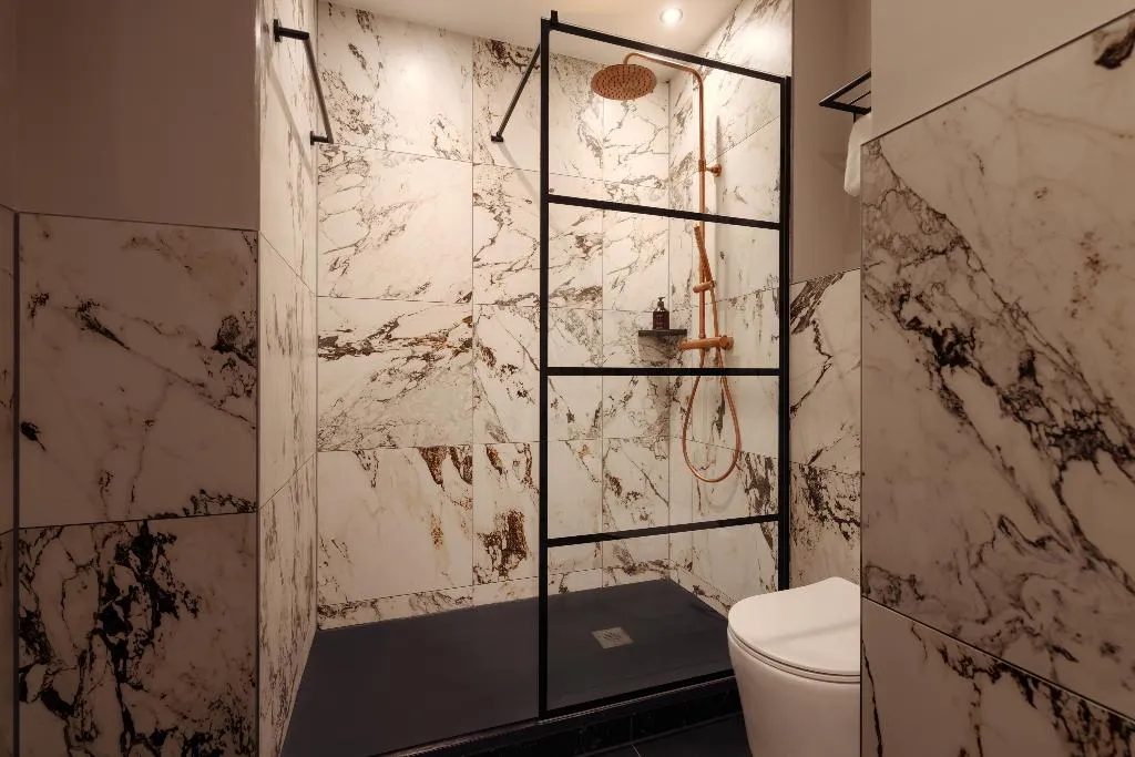 TRIPLE SUPERIOR Room, The Manor Amsterdam, Amsterdam