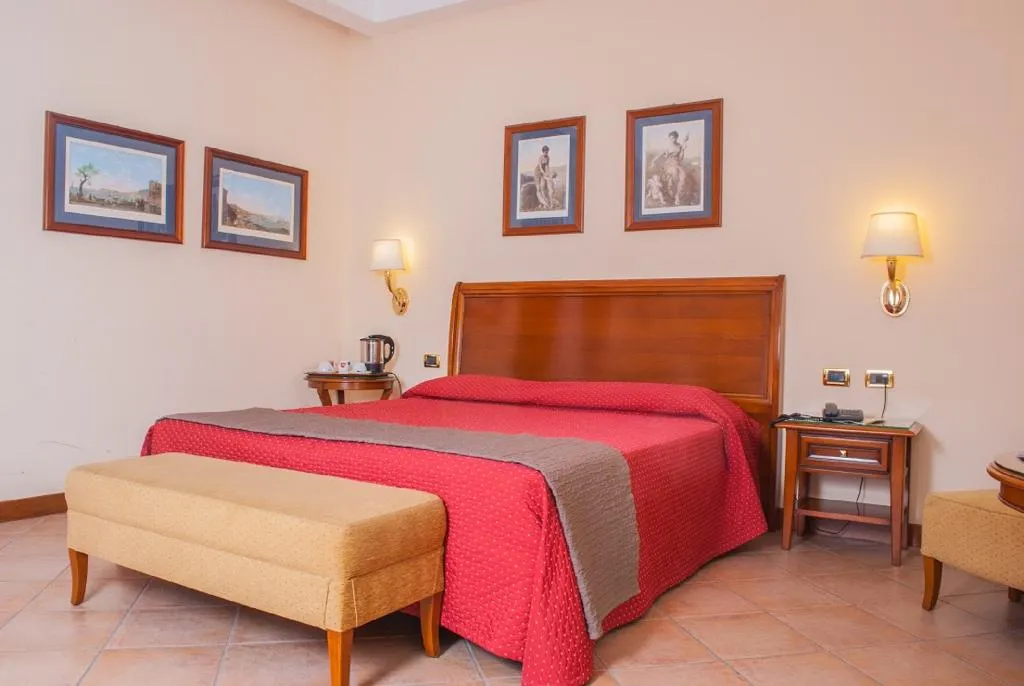 DOUBLE DELUXE Room, Le Cheminee Business Hotel, Naples
