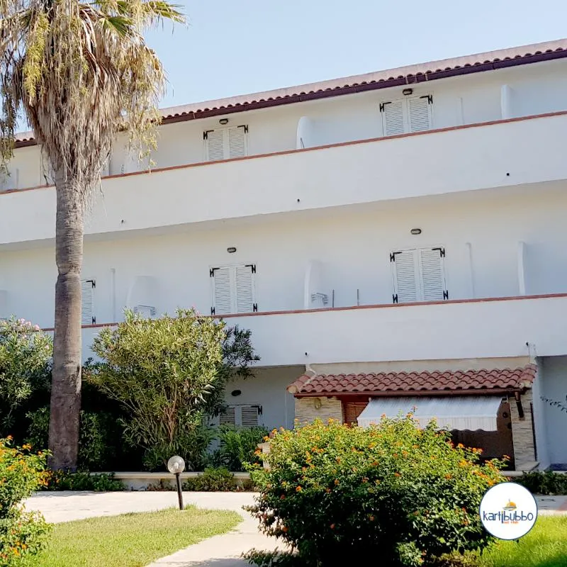 APARTMENT CAPACITY 4 Room, Kartibubbo Beach Resort, Palermo