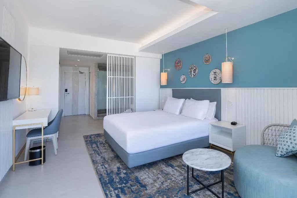 DOUBLE DELUXE Room, Hilton Skanes Monastir Beach Resort, Tunisia