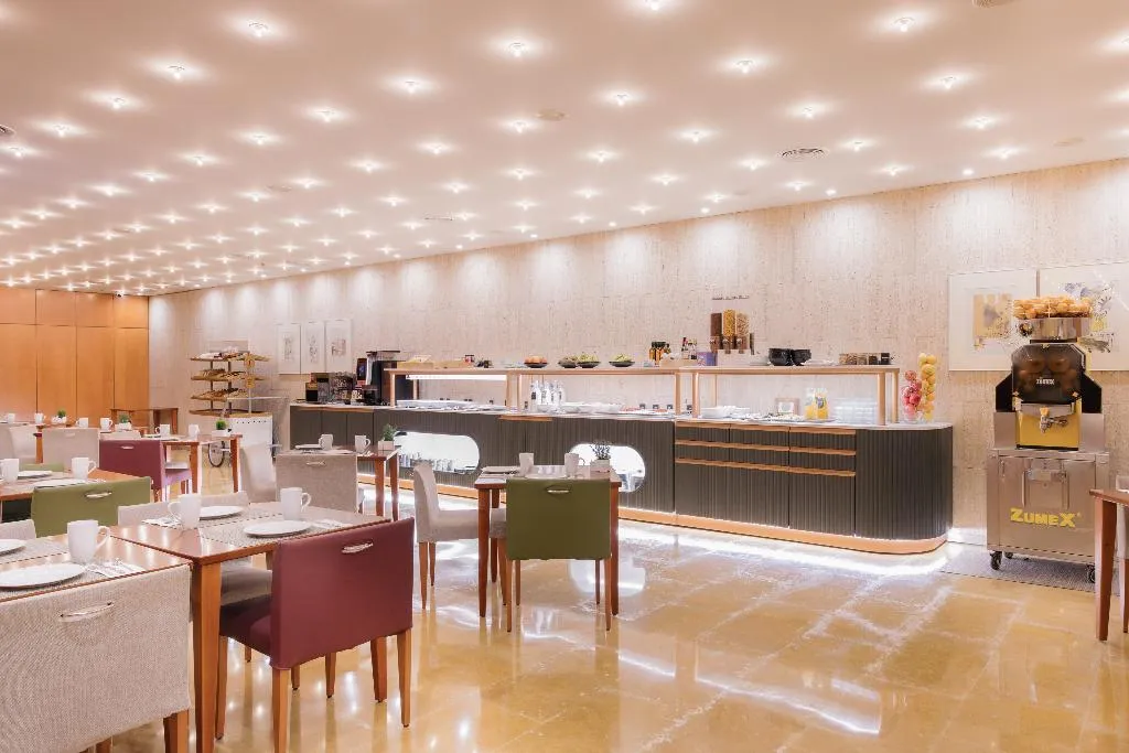 Restaurant, Hotel Castellon Center Affiliated by Melia, Valencia