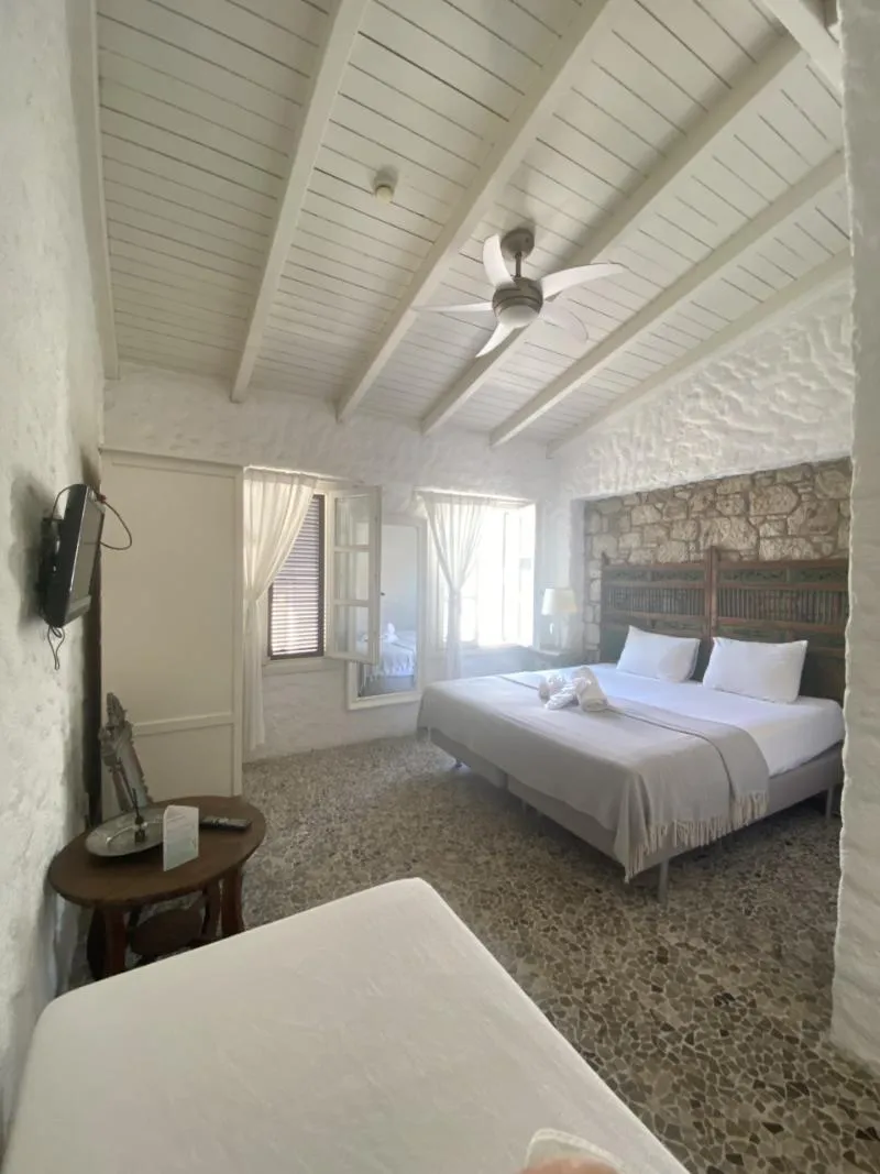 TRIPLE STANDARD Room, Ala Hotel Alacati, Izmir
