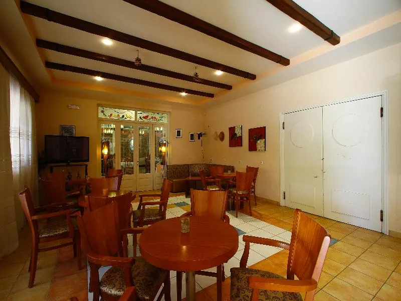 Lobby, Bintzan Inn, Corfu
