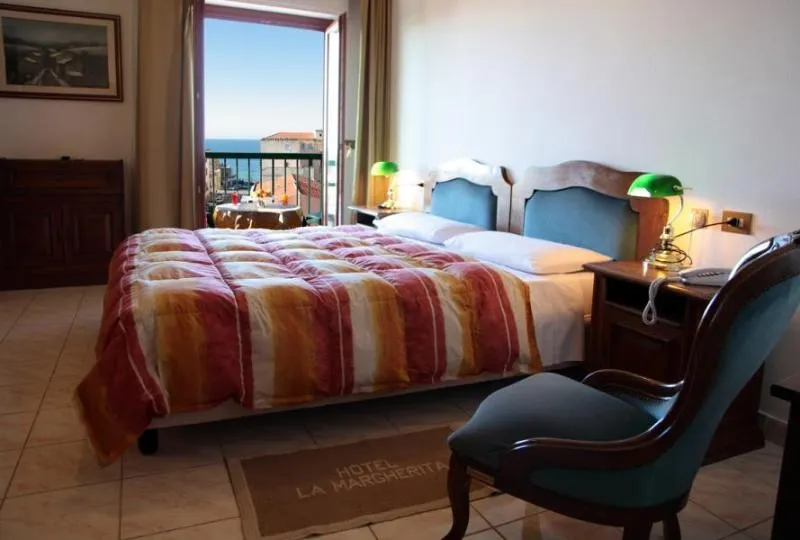 DOUBLE SINGLE USE STANDARD Room, La Margherita, Alghero