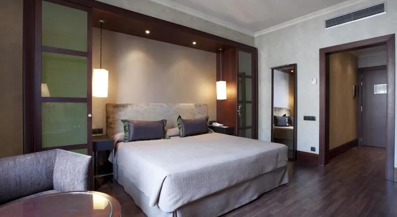 DOUBLE STANDARD Room, Barcelona Center, Barcelona