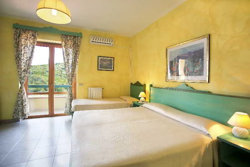 Room, Smeraldo, Olbia