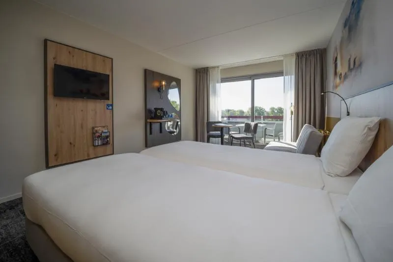 DOUBLE WITH BALCONY Room, Fletcher Hotel-Restaurant Leidschendam  Den Haag, Amsterdam