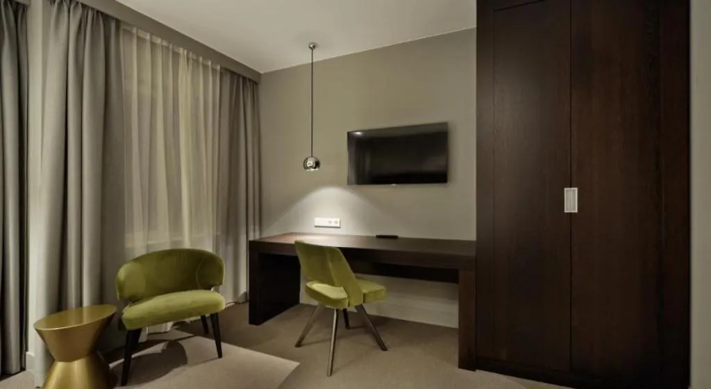 TRIPLE COMFORT Room, Amsterdam Forest Hotel, Amsterdam