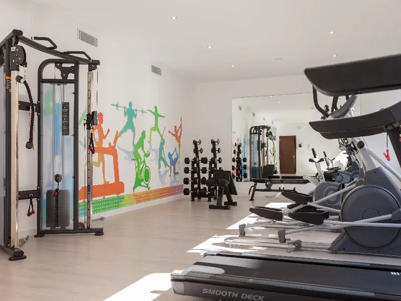 Sports and Entertainment, Zafiro Rey Don Jaime, Majorca