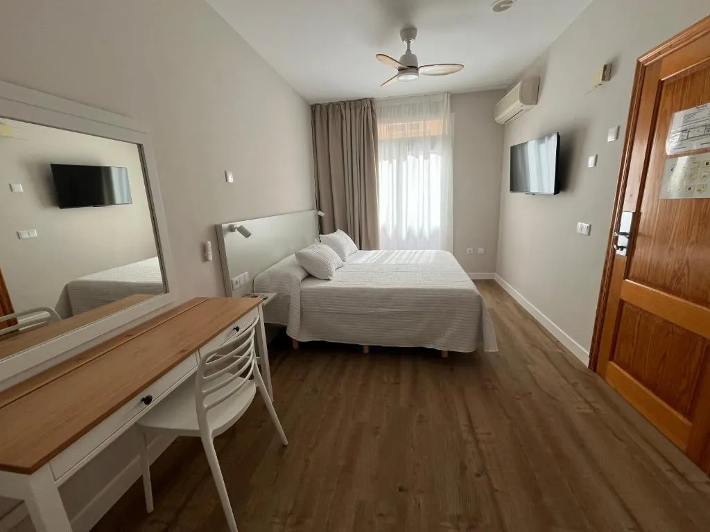 DOUBLE SUPERIOR ONE BEDROOM Room, Aparthotel Pinosol, Costa Blanca
