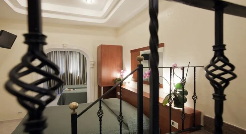 Room, Delle Muse, Rome