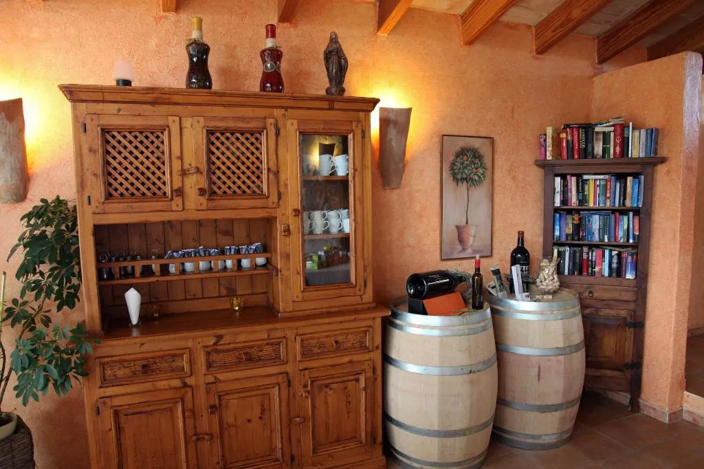 Bar, Weingut & Landhotel Can Davero, Majorca