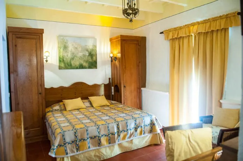 Double or Twin CLASSIC WITH TERRACE Room, Rural Biniarroca, Menorca