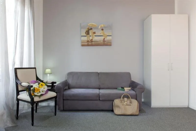 DOUBLE DELUXE WITH TERRACE Room, Villa Pirandello, Rome