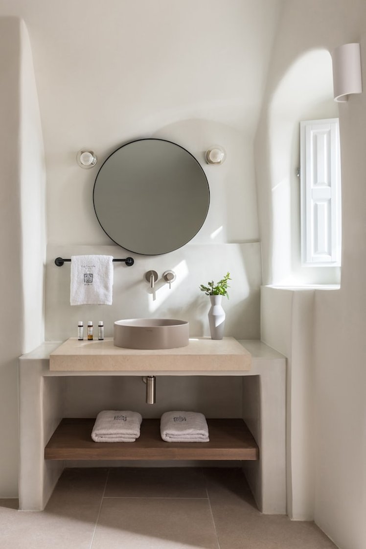 Oia Castle Luxury Suites, Santorini