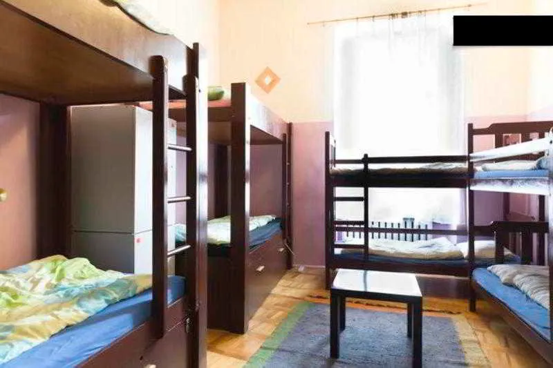Room, Zodiakus, Krakow