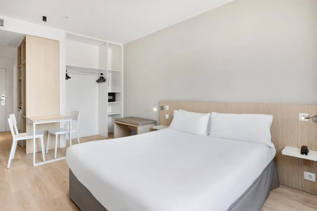 Room, B&B Hotel Barcelona Sant Cugat, Barcelona