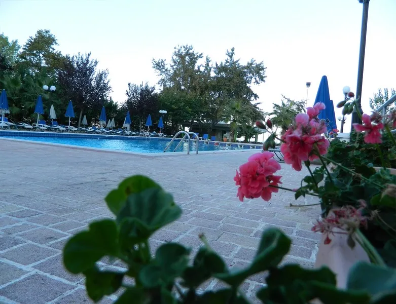 Pool, Sun Beach Hotel, Thessaloniki