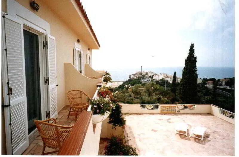 Terrace, Belvedere Sperlonga, Rome