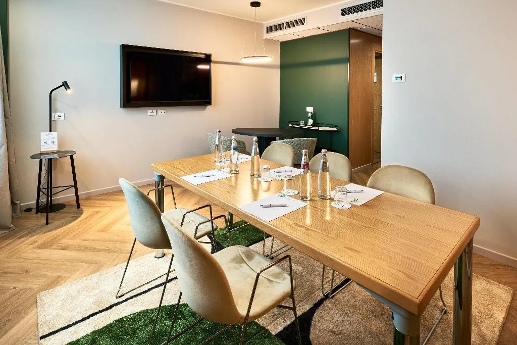Conferences, Crowne Plaza Padova, Venice