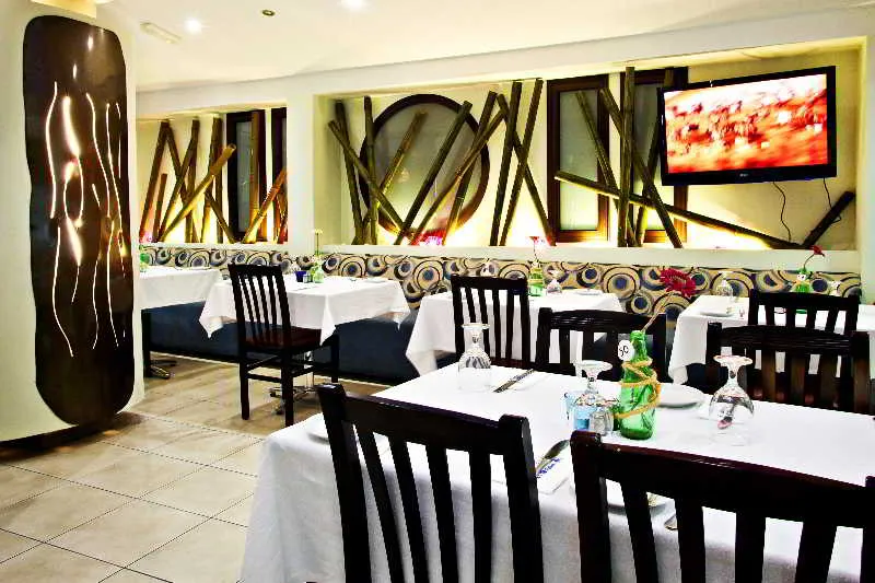 Restaurant, Windmills Hotel Apts, Cyprus