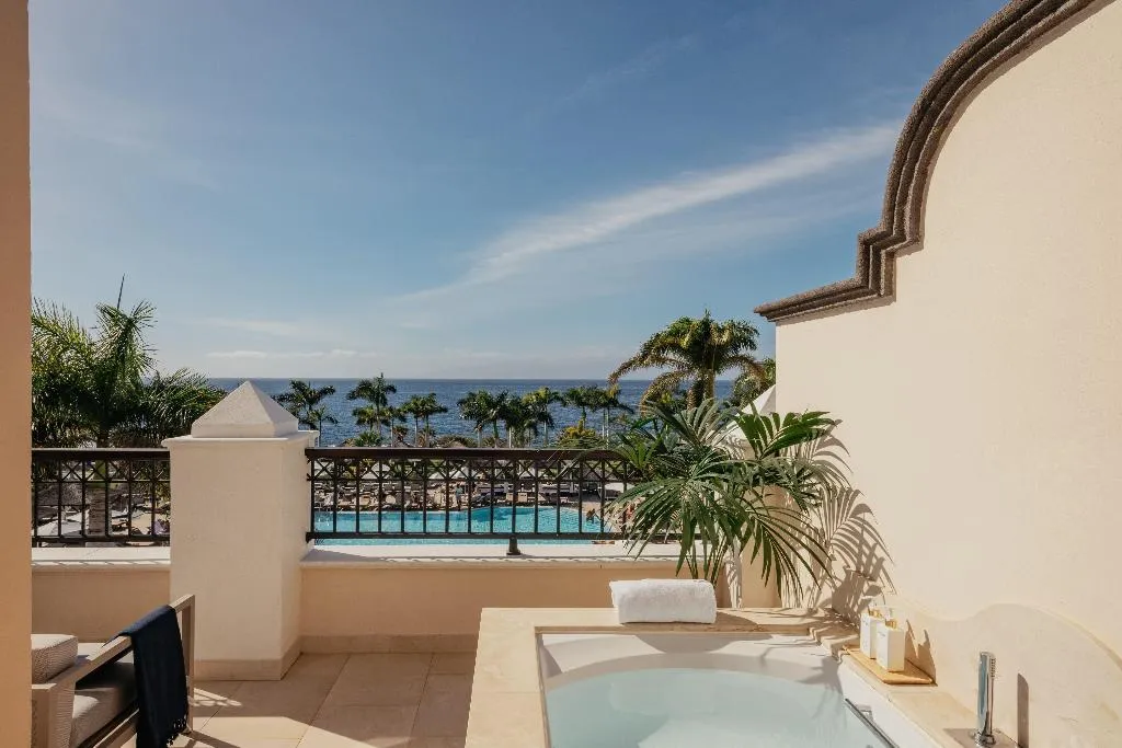JUNIOR SUITE OCEAN VIEW Room, Gran Melia Palacio de Isora, Tenerife