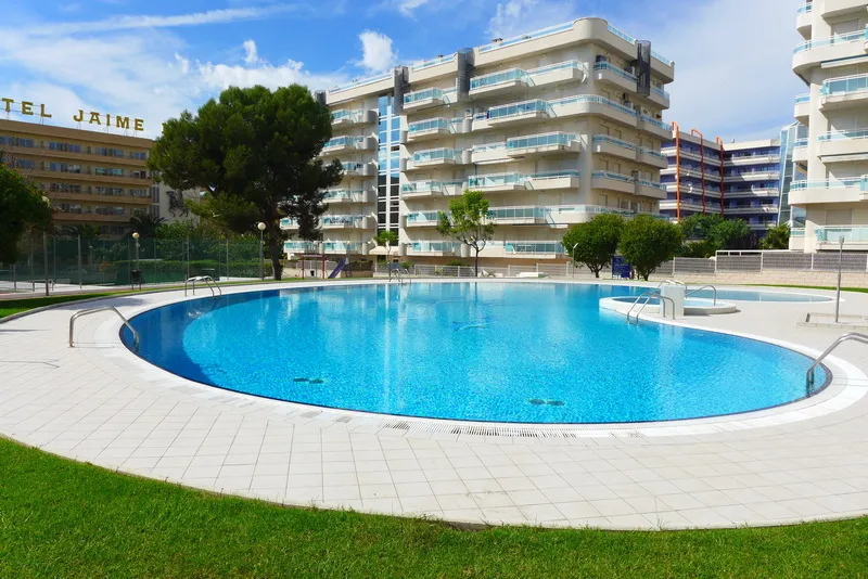 Pool, Larimar Apt, Costa Dorada