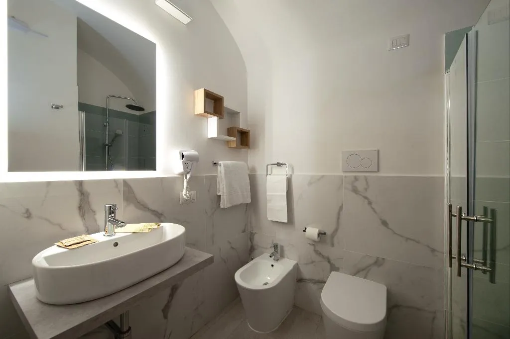 Room, Priscilla, Rome