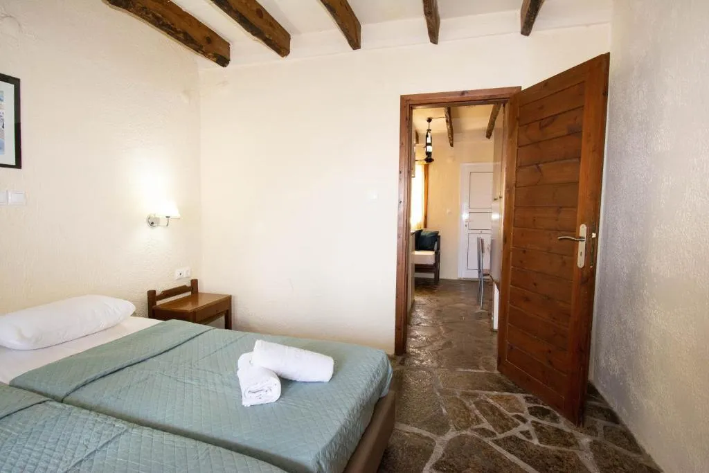 APARTMENT SEA VIEW WITH TERRACE Room, Sunrise Sissi Apartments, Crete