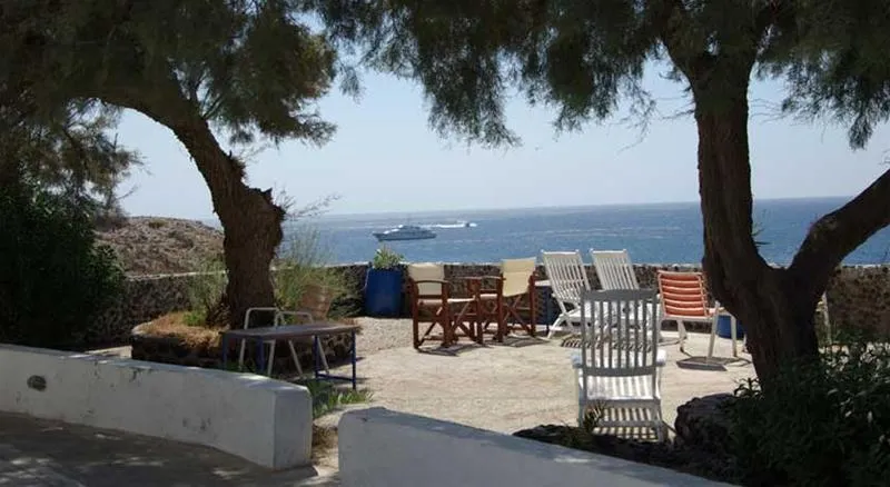 Terrace, Akrotiri, Santorini