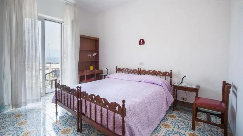 QUADRUPLE ECONOMY Room, Villa Luna di Miele, Naples