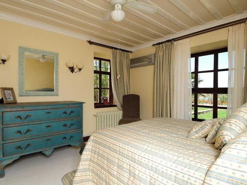 Room, Gullu Konaklari, Izmir