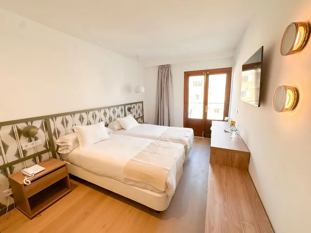 DOUBLE SUPERIOR Room, Eix Alcudia Hotel +18, Majorca