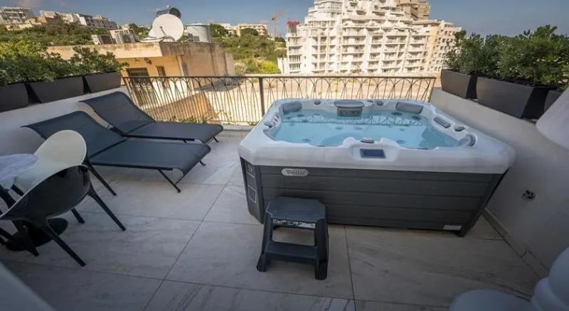 SUITE EXECUTIVE Room, Holm Boutique & Spa, Malta