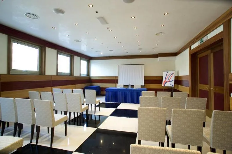 Conferences, Grand Hotel Salerno, Naples