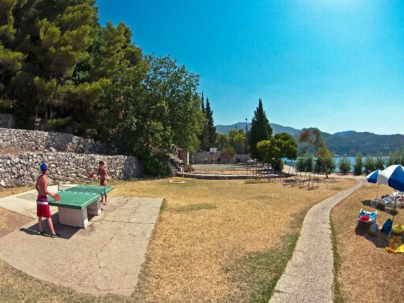 Sports and Entertainment, Osmine, Dubrovnik