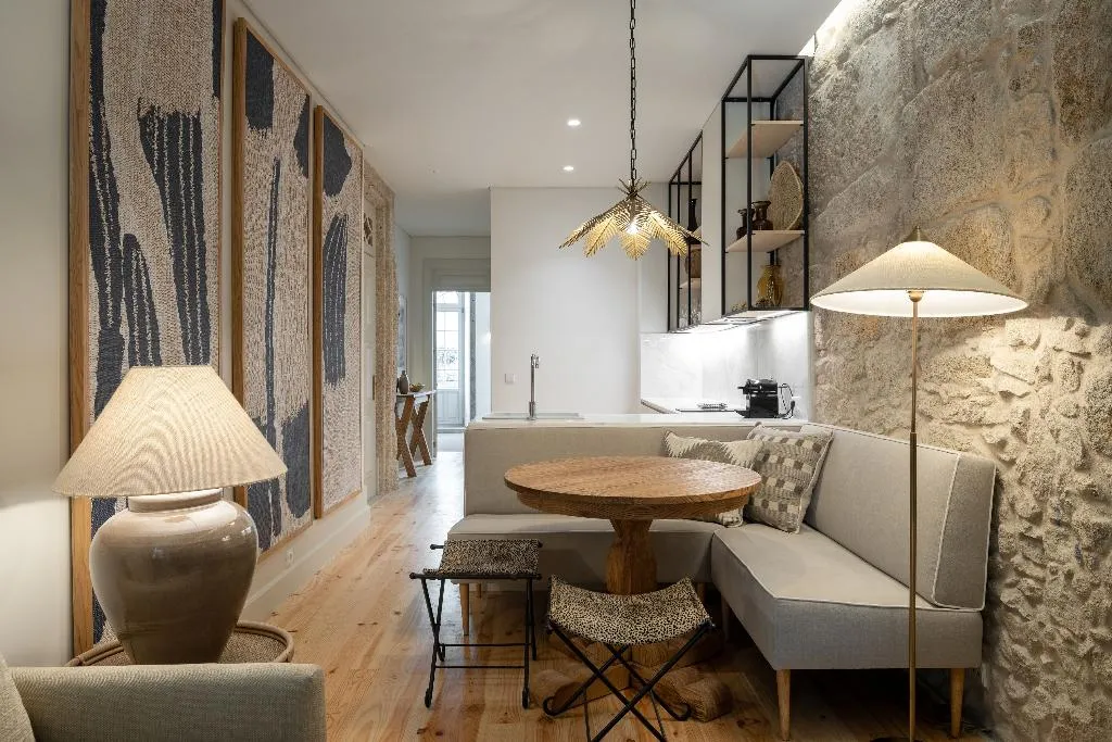 APARTMENT TWO BEDROOMS Room, Líbere Porto Laranjais, Porto