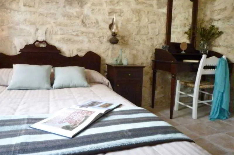 Room, Dominikos, Crete