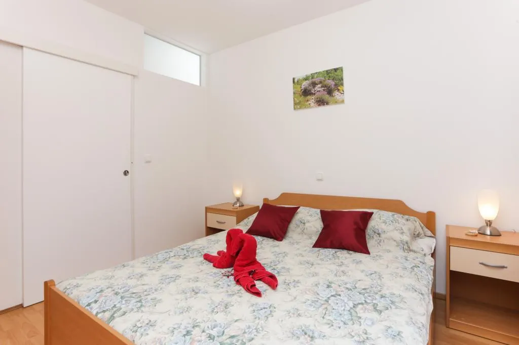 APARTMENT WITH TERRACE Room, Apartments Pojko, Dubrovnik