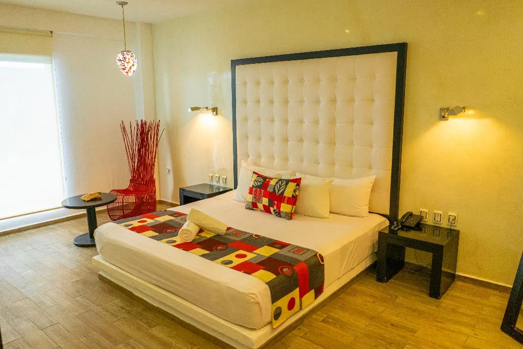 Room KING SIZE BED Room, In Fashion Hotel and Spa, Playa Del Carmen