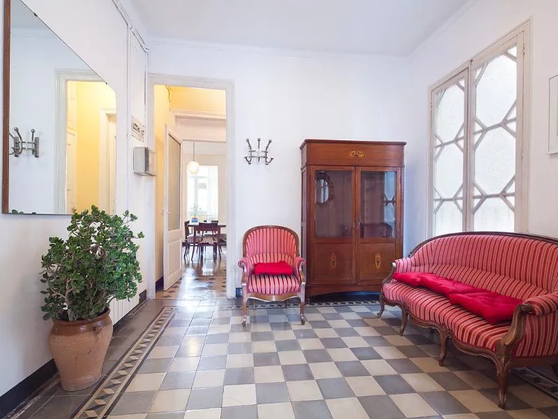 APARTMENT THREE BEDROOMS Room, Urban District, Barcelona