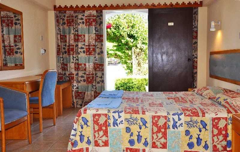 Room, Lysithea Beach Hotel Apts, Cyprus