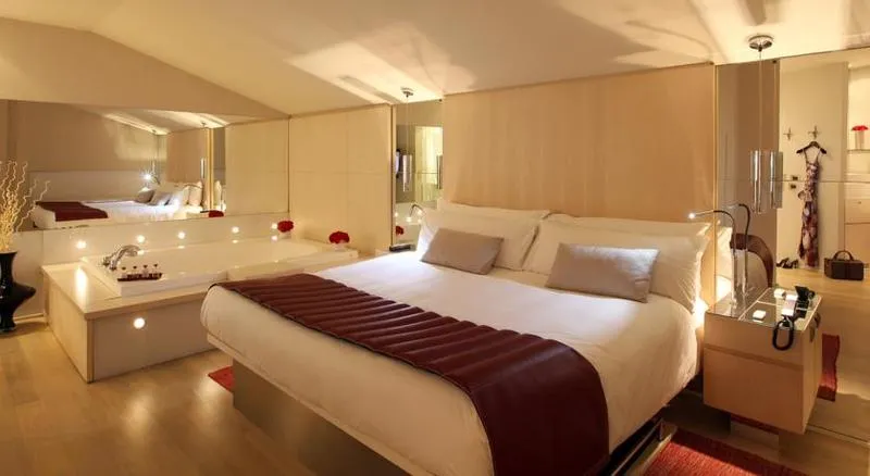 SUITE STANDARD Room, Cram, Barcelona