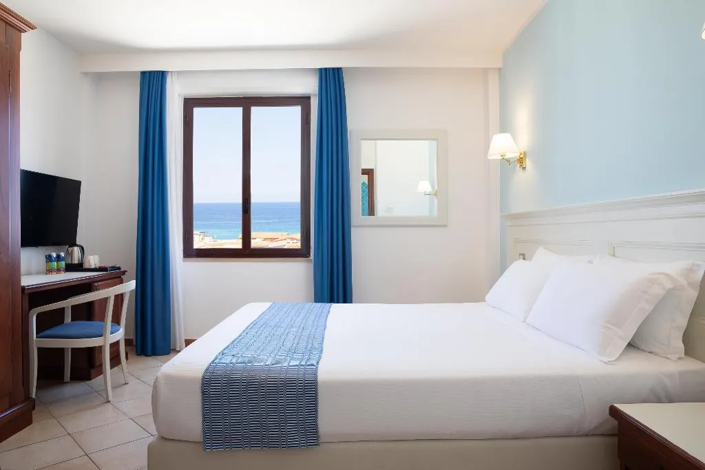DOUBLE SEA VIEW Room, Hotel Blumarea, BW Signature Collection, Alghero